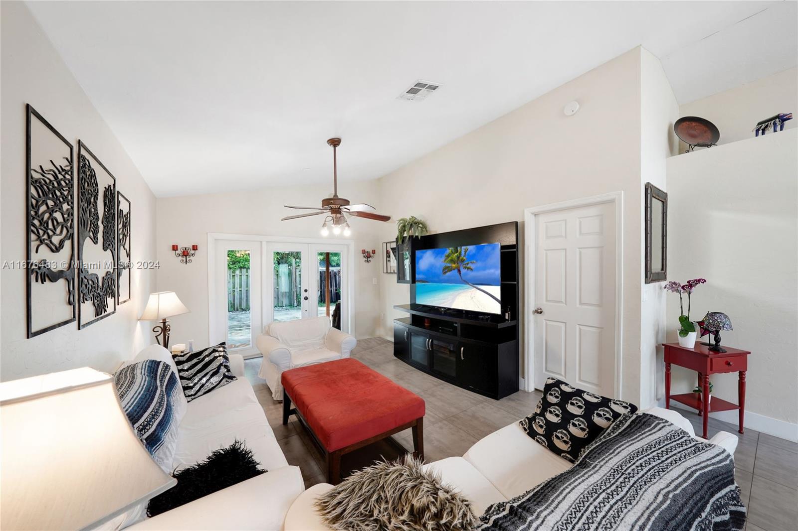 Lakes by the bay - Residential