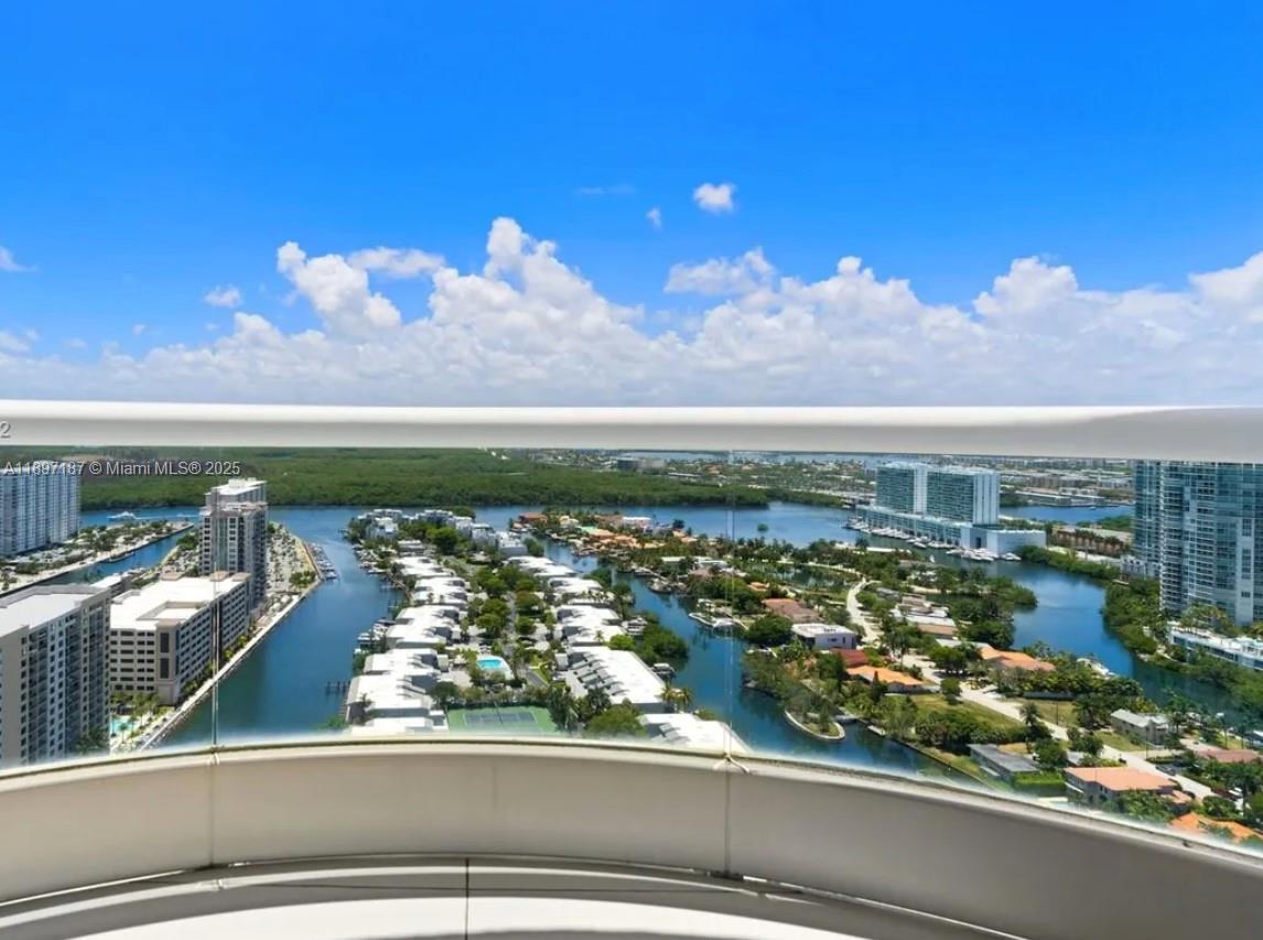 TURNBERRY OCEAN COLONY SO - Residential