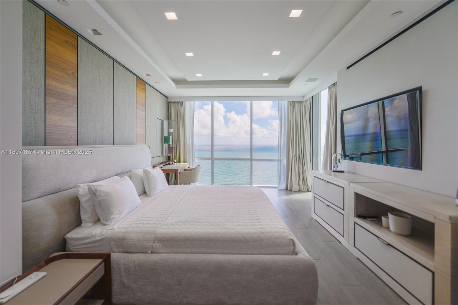 TURNBERRY OCEAN COLONY SO - Residential