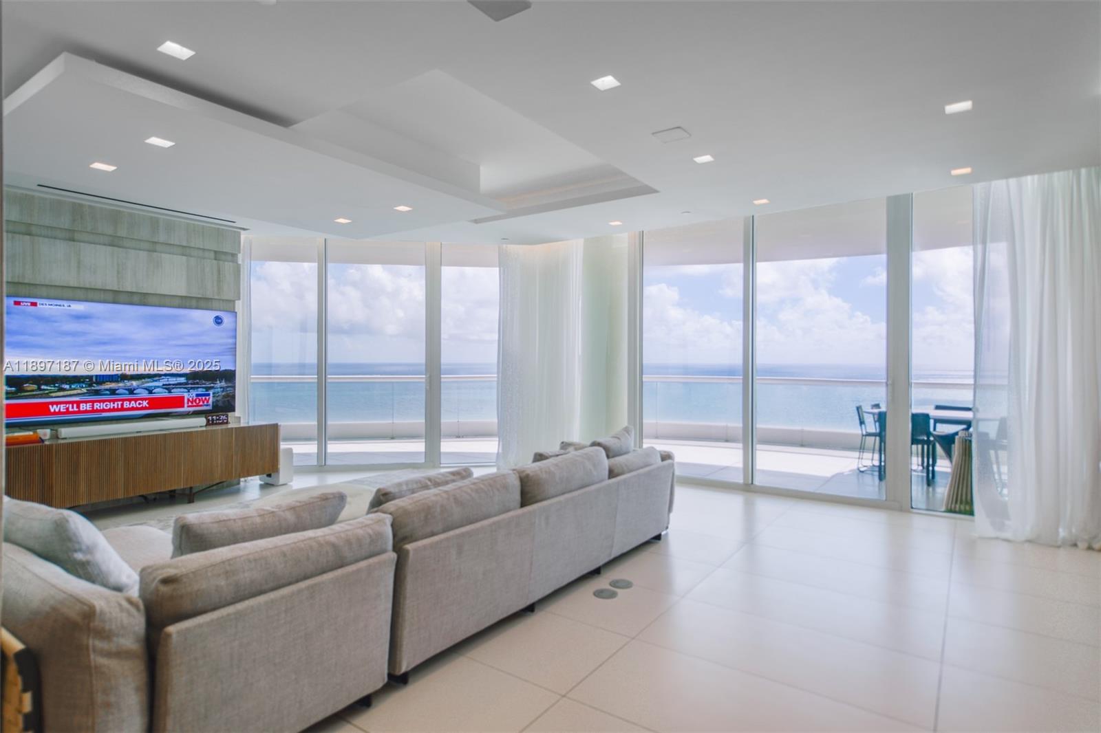 TURNBERRY OCEAN COLONY SO - Residential