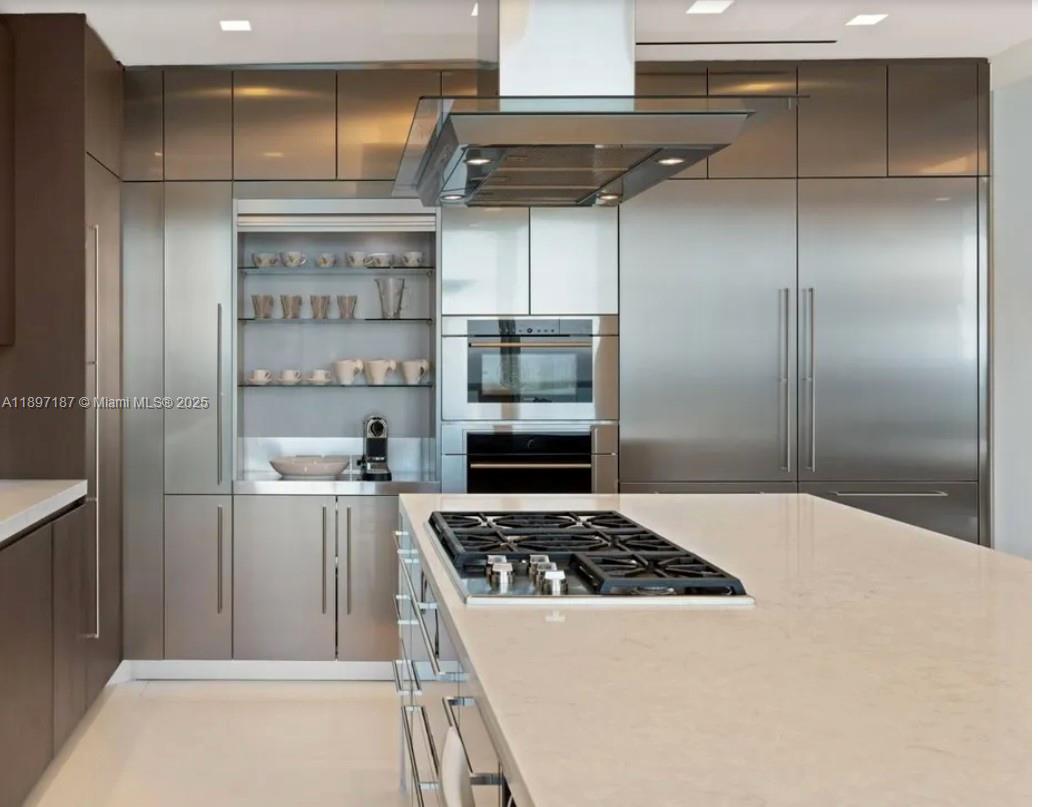 TURNBERRY OCEAN COLONY SO - Residential