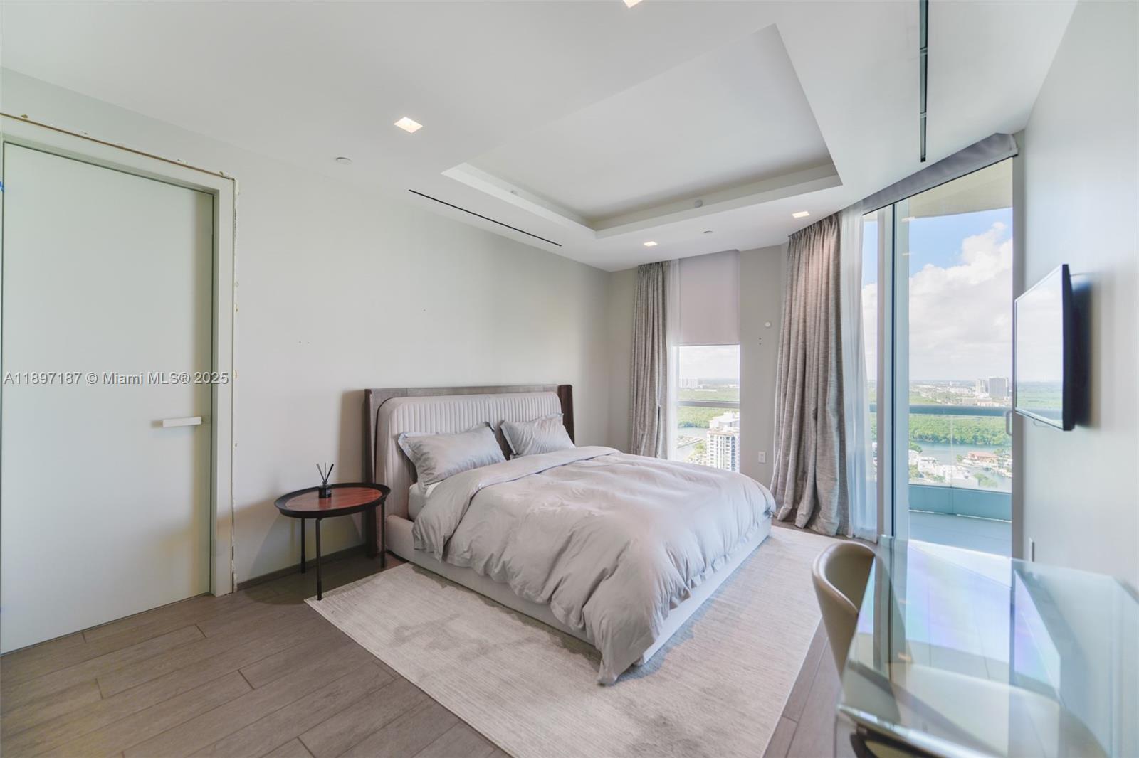 TURNBERRY OCEAN COLONY SO - Residential