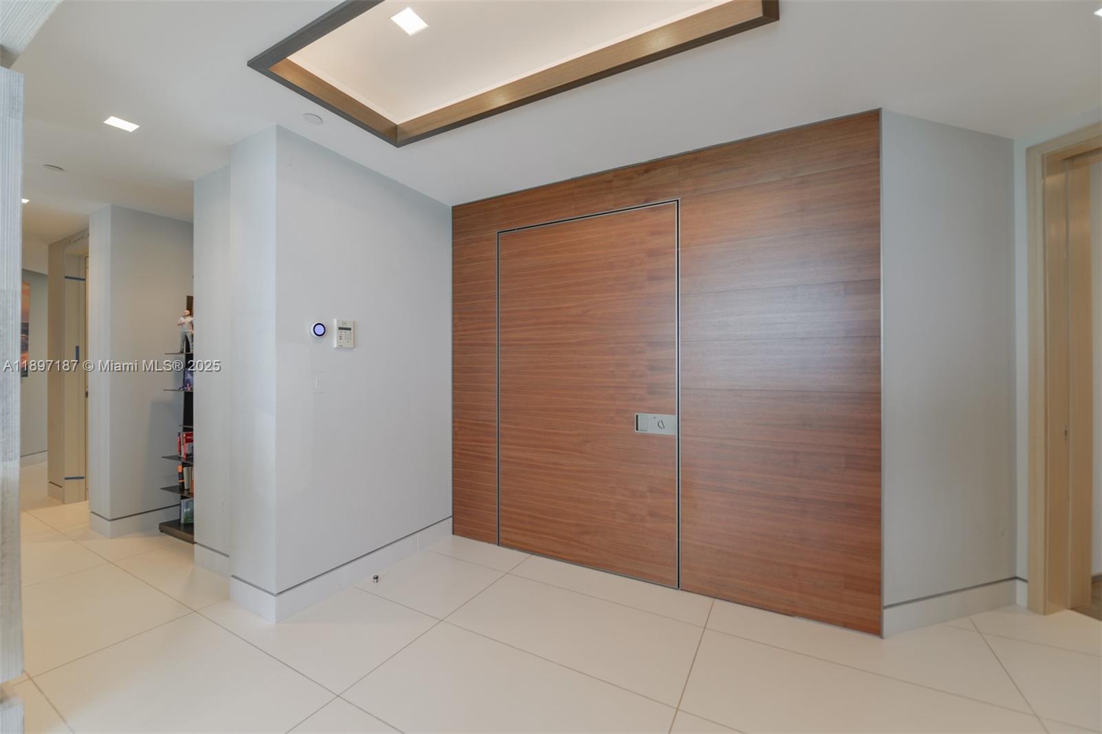 TURNBERRY OCEAN COLONY SO - Residential