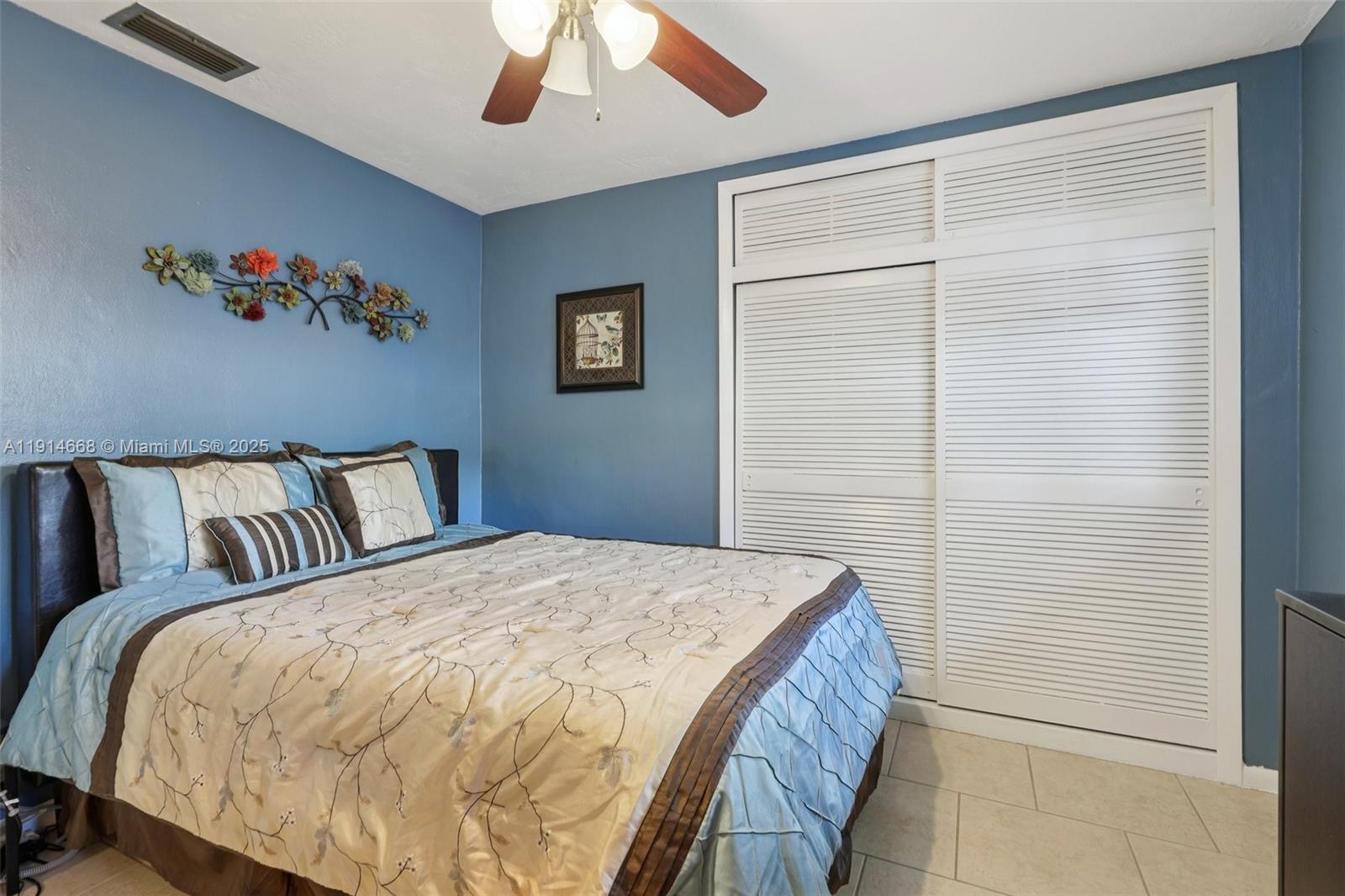 PEMBROKE LAKES SEC 2 - Residential