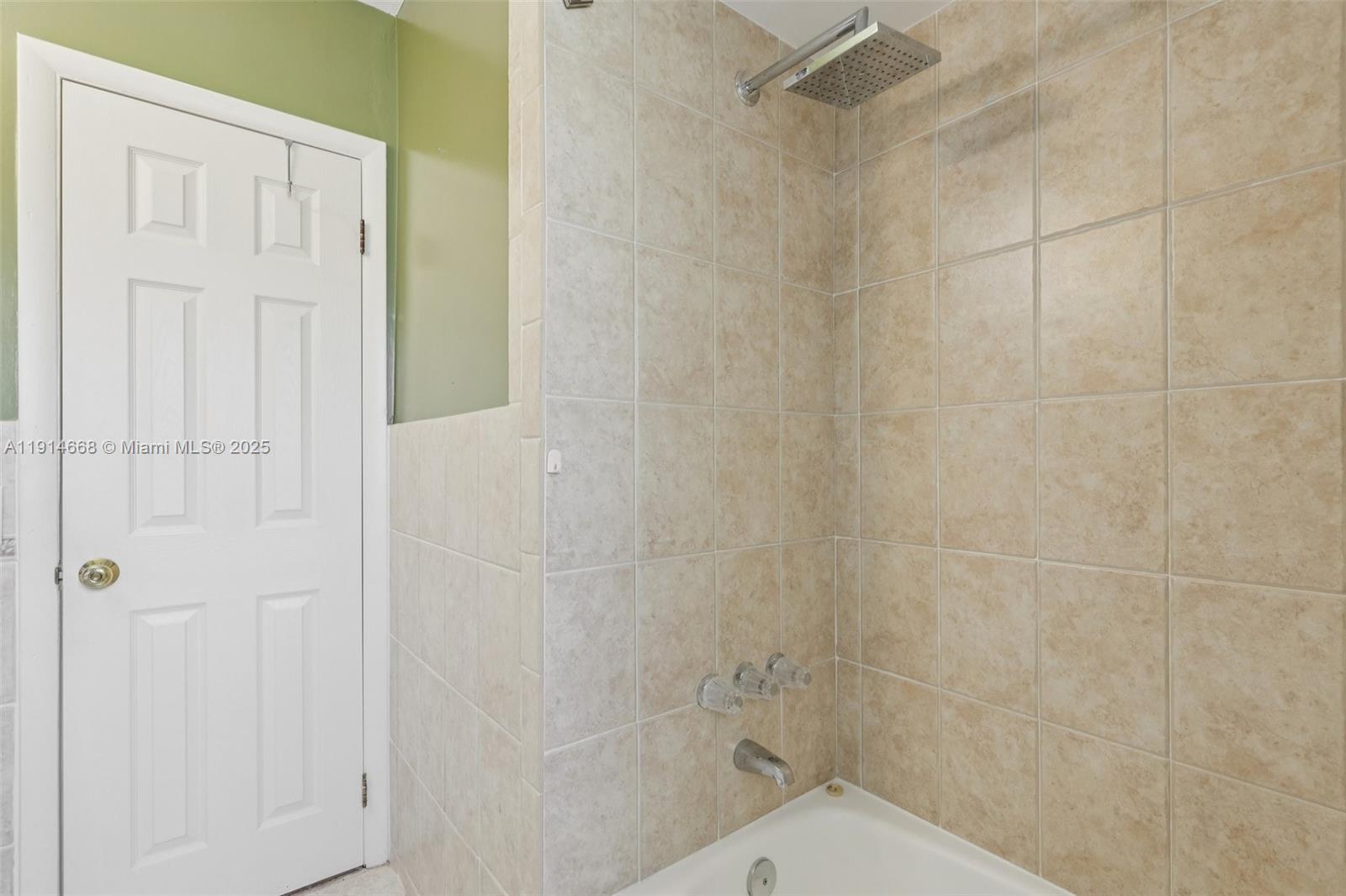 PEMBROKE LAKES SEC 2 - Residential