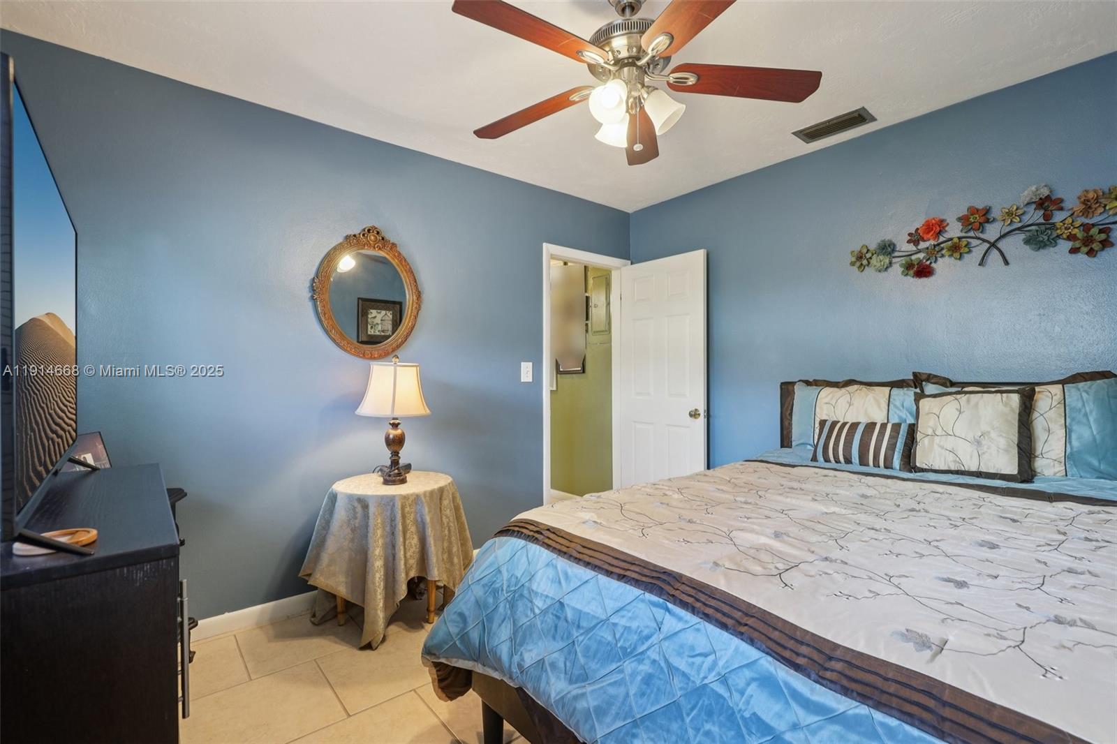 PEMBROKE LAKES SEC 2 - Residential