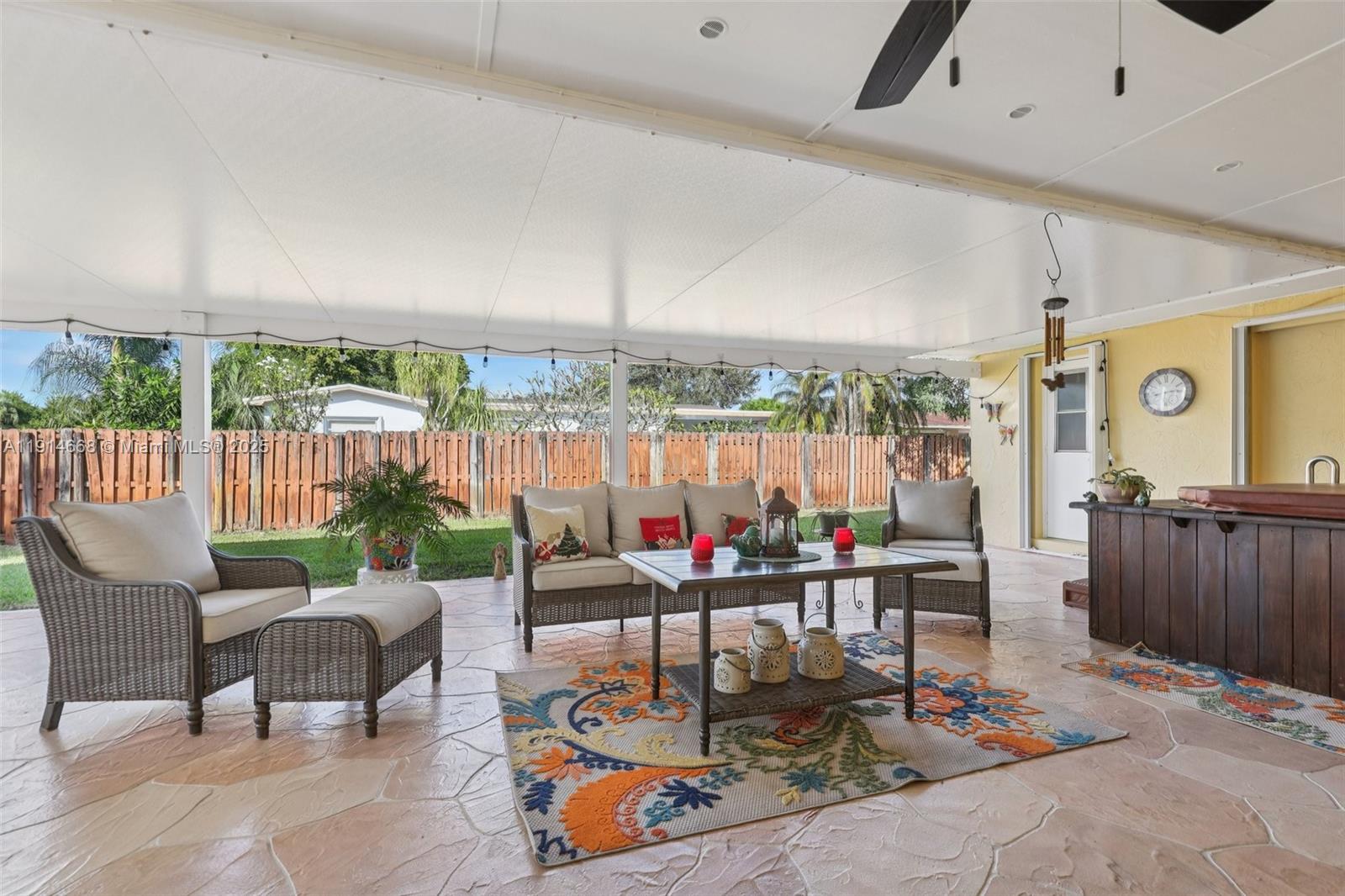 PEMBROKE LAKES SEC 2 - Residential