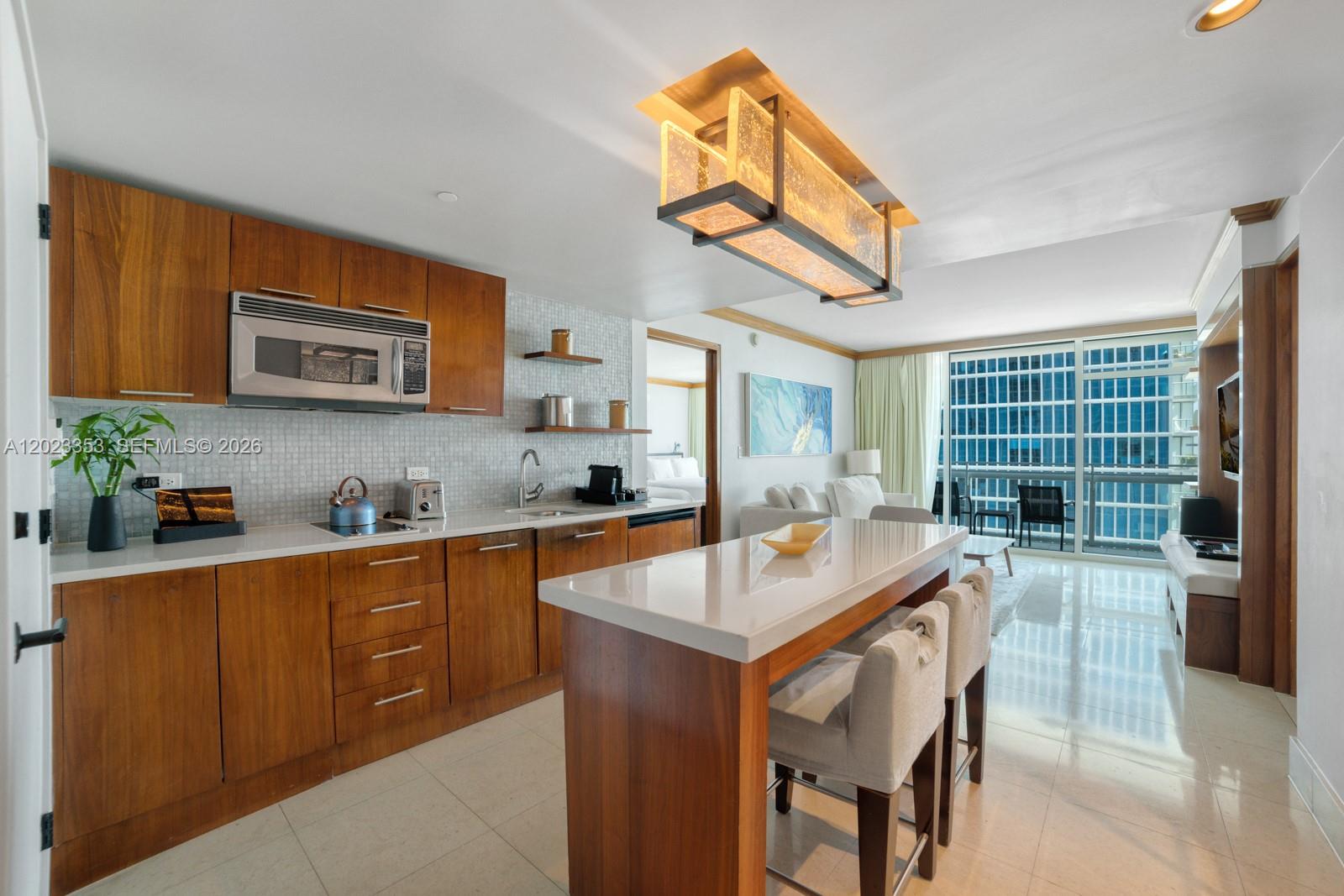 6801 Collins Ave 714 (Door 704)
