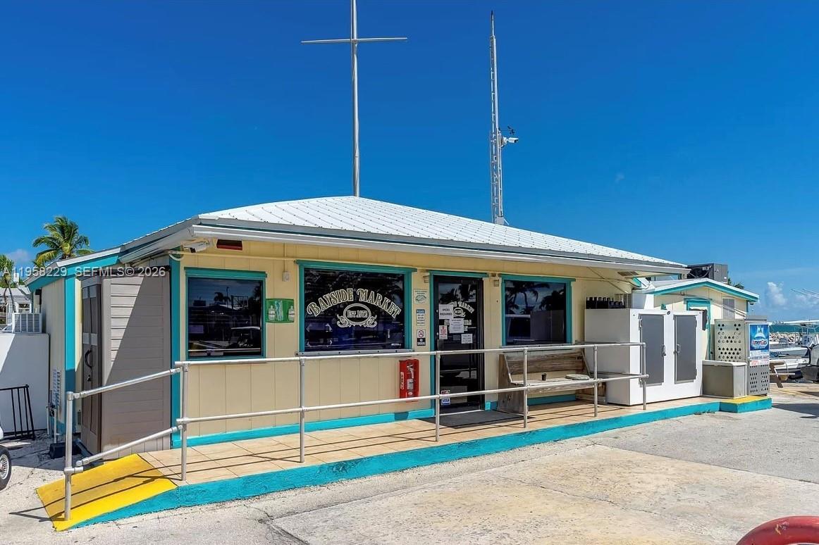 LONG KEY PROJ PROP LINE S - Residential