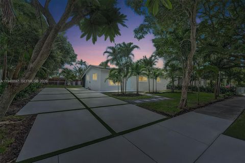 21021 NE 13th Pl Miami FL 33179