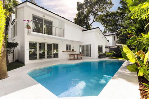 1888 Crystal Ct Coconut Grove FL 33133