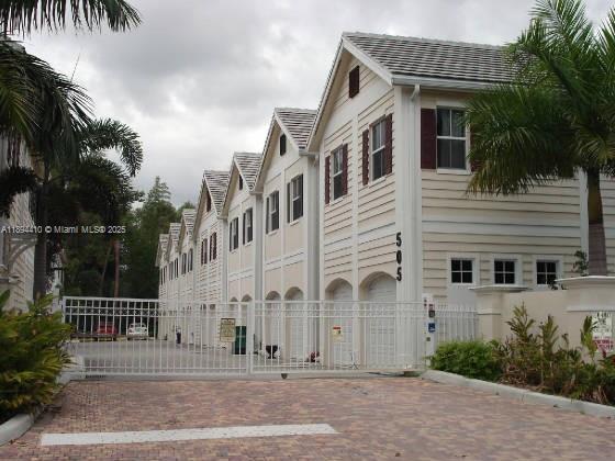 RIVERSIDE NO 2 1-104 DPOR - Residential Lease