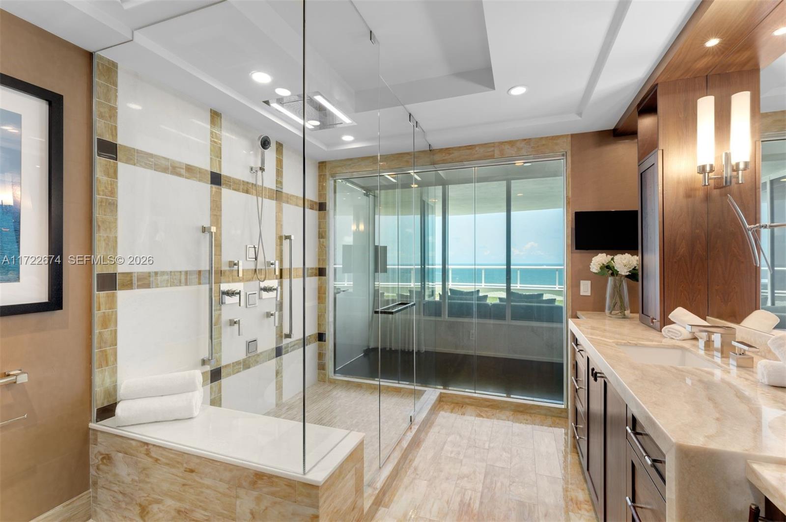 Ritz-Carlton - Residential