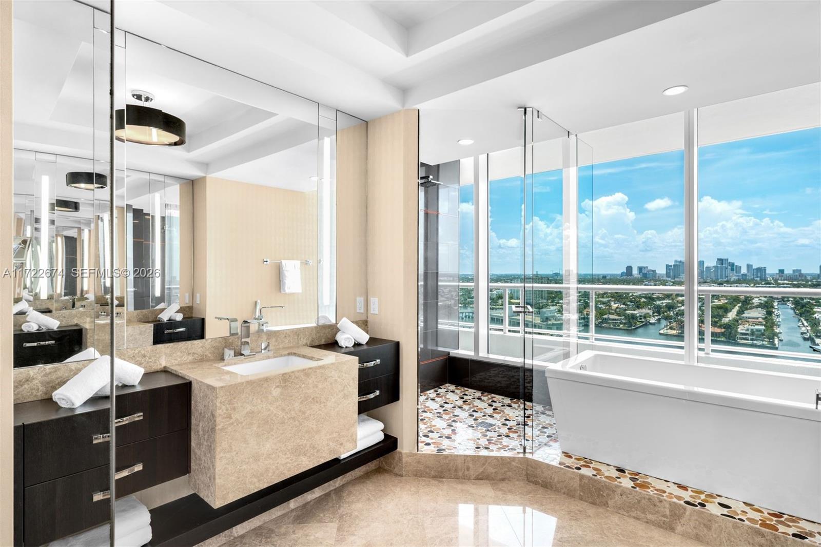 Ritz-Carlton - Residential