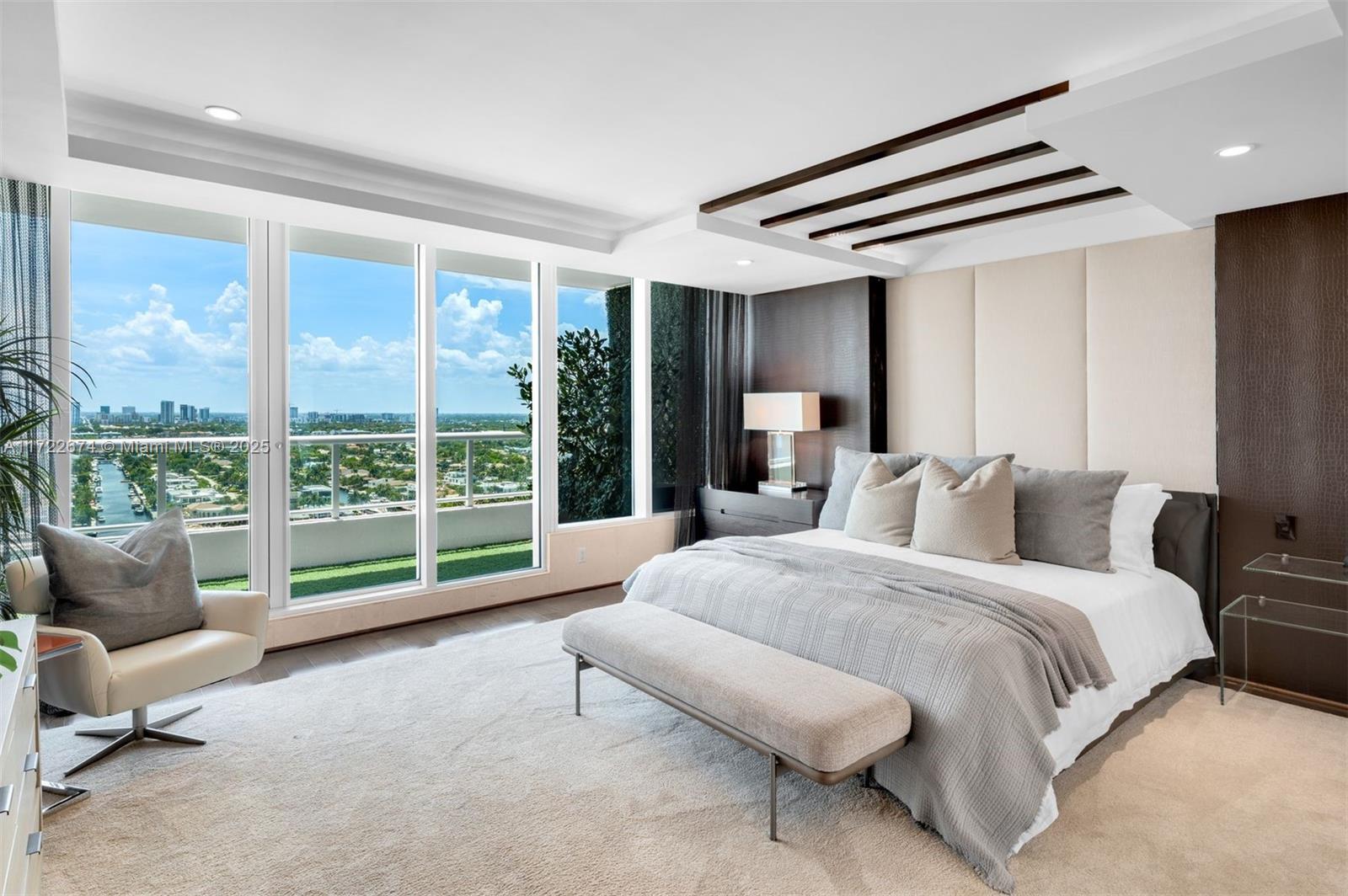 Ritz-Carlton - Residential