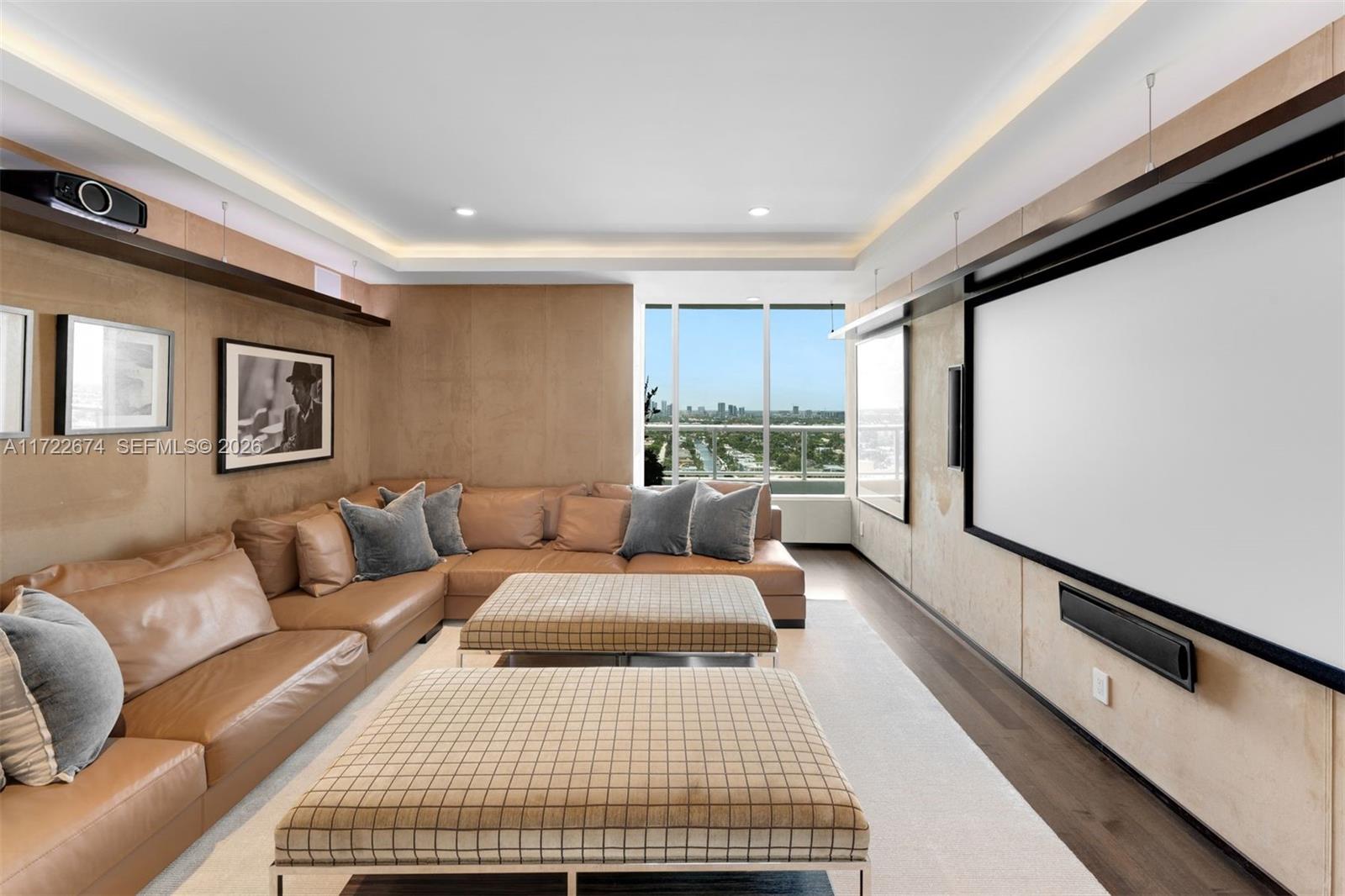 Ritz-Carlton - Residential