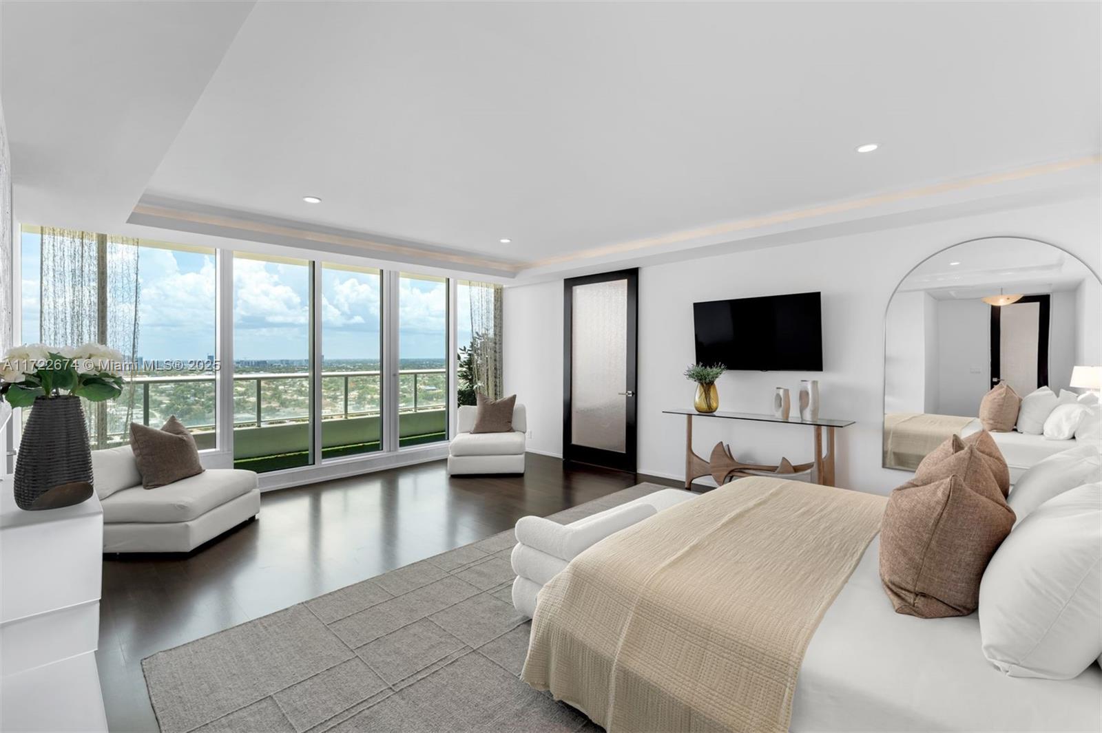 Ritz-Carlton - Residential