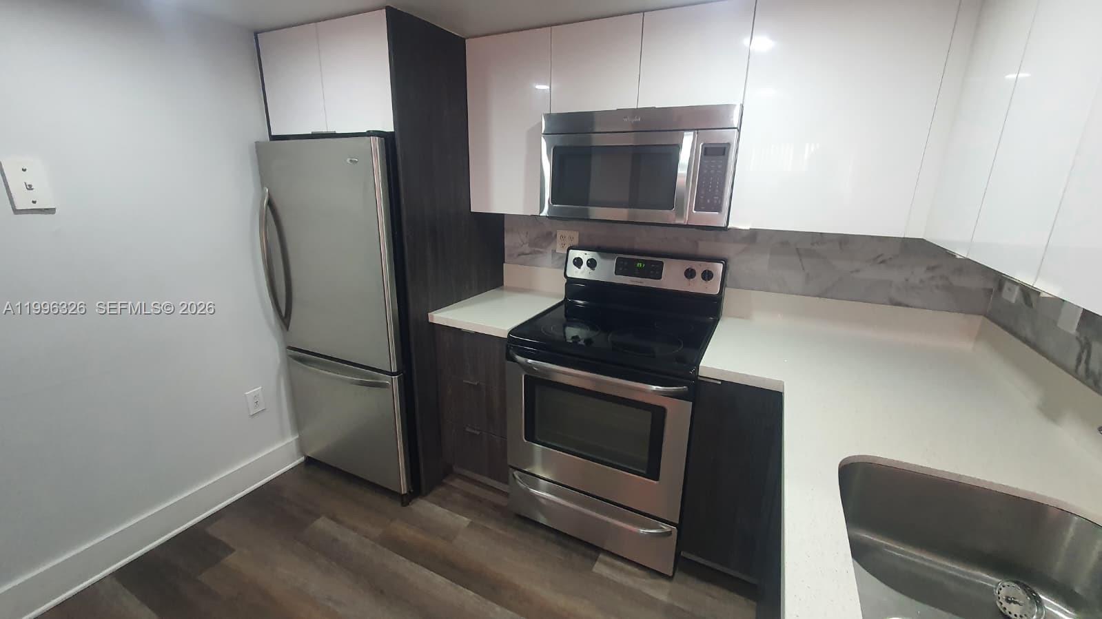 VILLAS DE VENEZIA CONDO - Residential