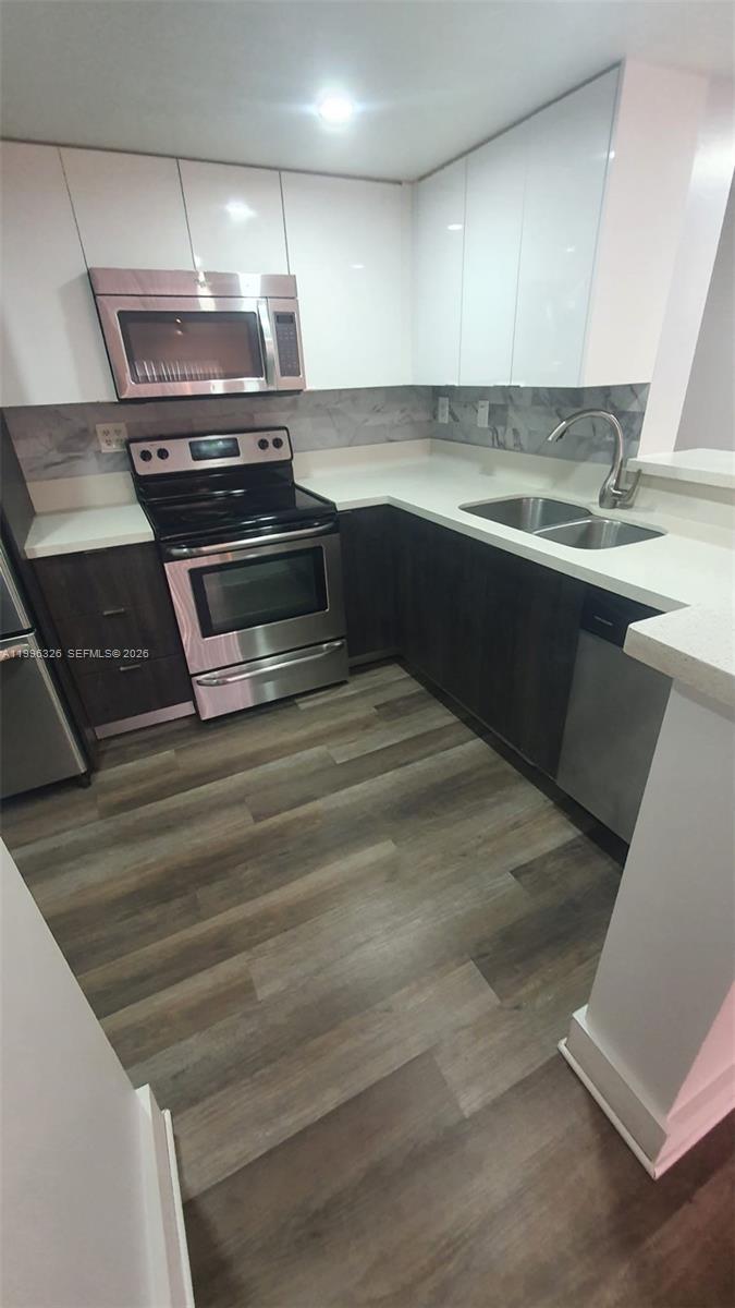 VILLAS DE VENEZIA CONDO - Residential