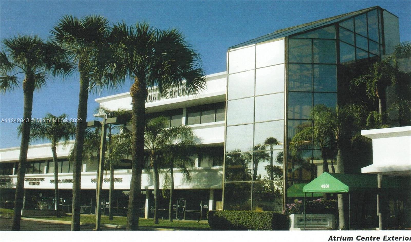 GROUND FLOOR RETAIL, SOME MEDICAL. BUILDING CONTAINS GENERAL OFFICE SPACES 1,000-5,000 SF. EXECUTIVE SUITES STARTING AT $550/MONTH. BUILDING HAS TWO RESTAURANTS, HAIR SALON, PHARMACY. MANY AMENITIES INCLUDING CONFERENCE ROOMS AND ON-SITE MANAGEMENT. REFERRAL FEES ONLY FOR EXECUTIVE SUITES.