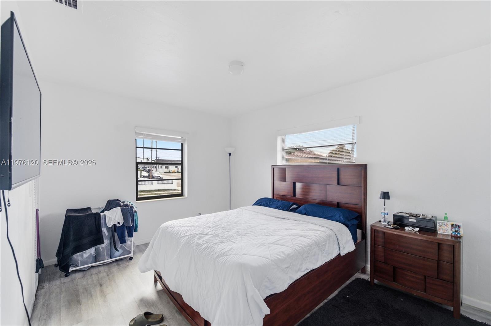 COMFORT GARDENS - Residential Income