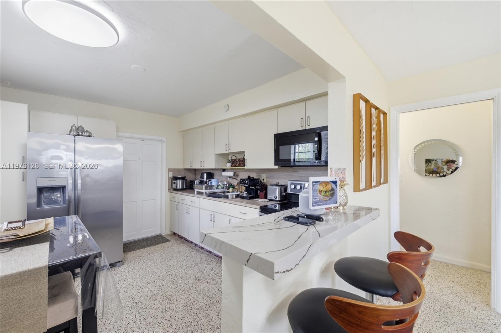 COMFORT GARDENS - Residential Income