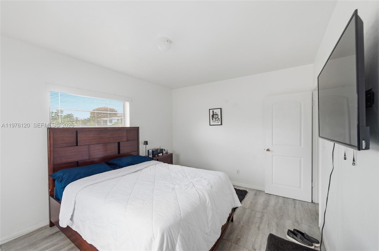 COMFORT GARDENS - Residential Income