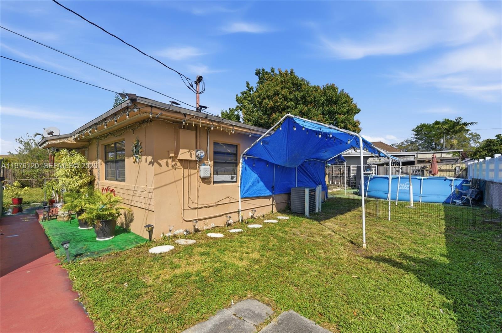 COMFORT GARDENS - Residential Income