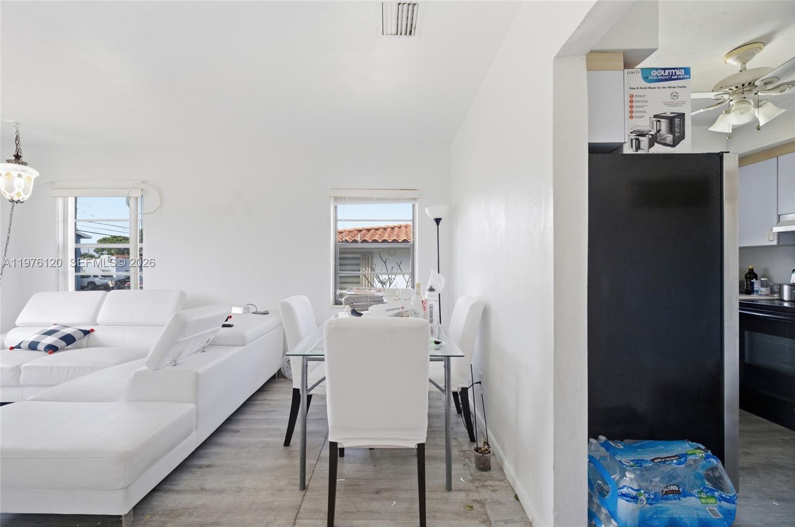 COMFORT GARDENS - Residential Income