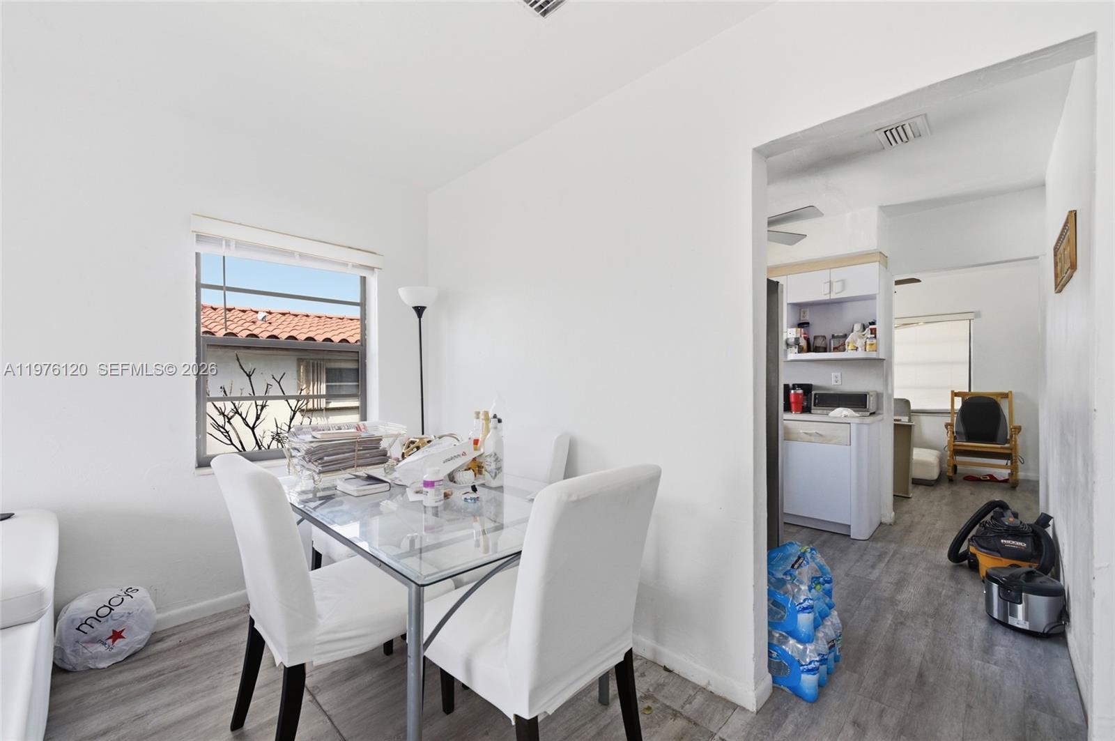 COMFORT GARDENS - Residential Income