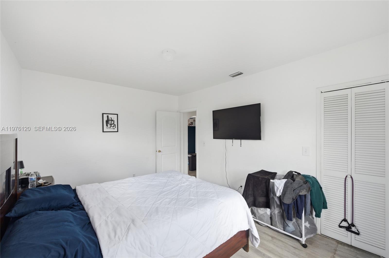 COMFORT GARDENS - Residential Income