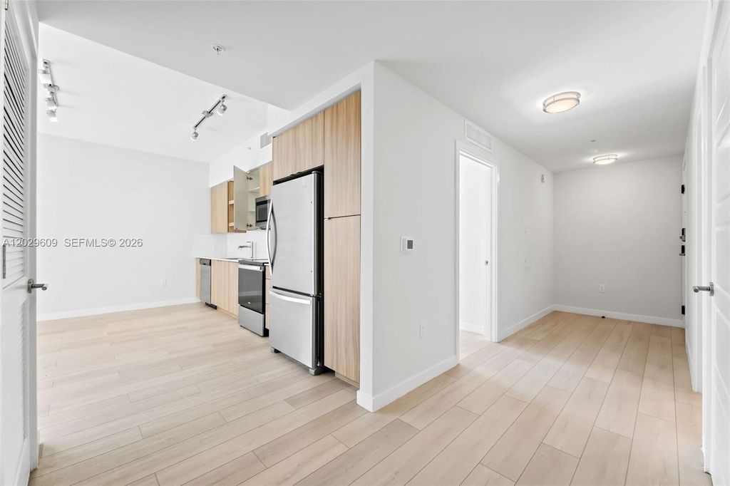 Photo of 555 NE 8th St #0506, Fort Lauderdale, FL 33304 (MLS # A12029609)