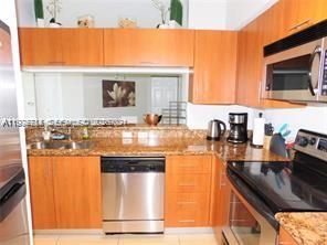 PORTO BELLAGIO CONDO - Residential