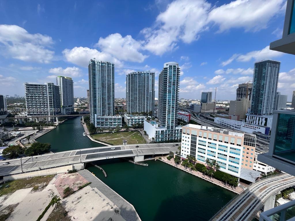 BRICKELL ON THE RIVER N T - Residential Lease