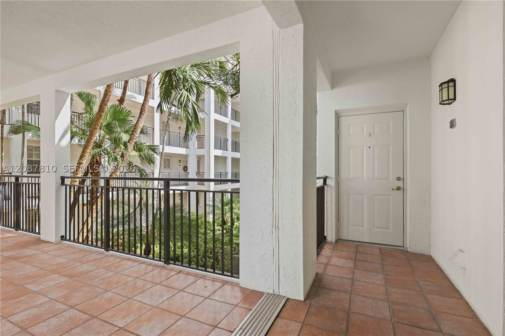 3255 NE 184th St 12219