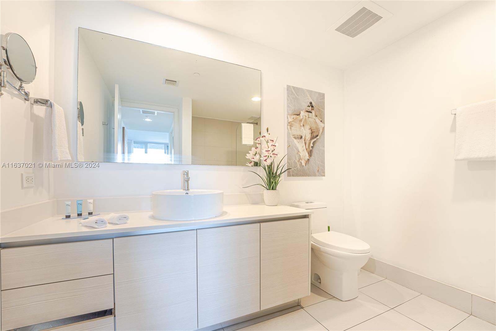 BEACHWALK CONDOMINIUM - Residential
