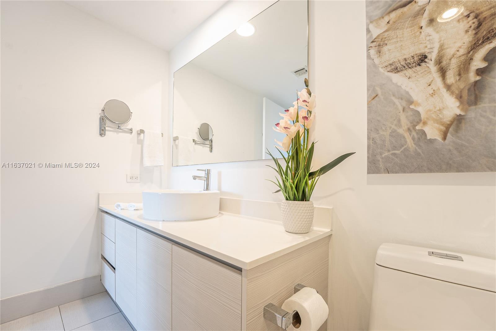 BEACHWALK CONDOMINIUM - Residential