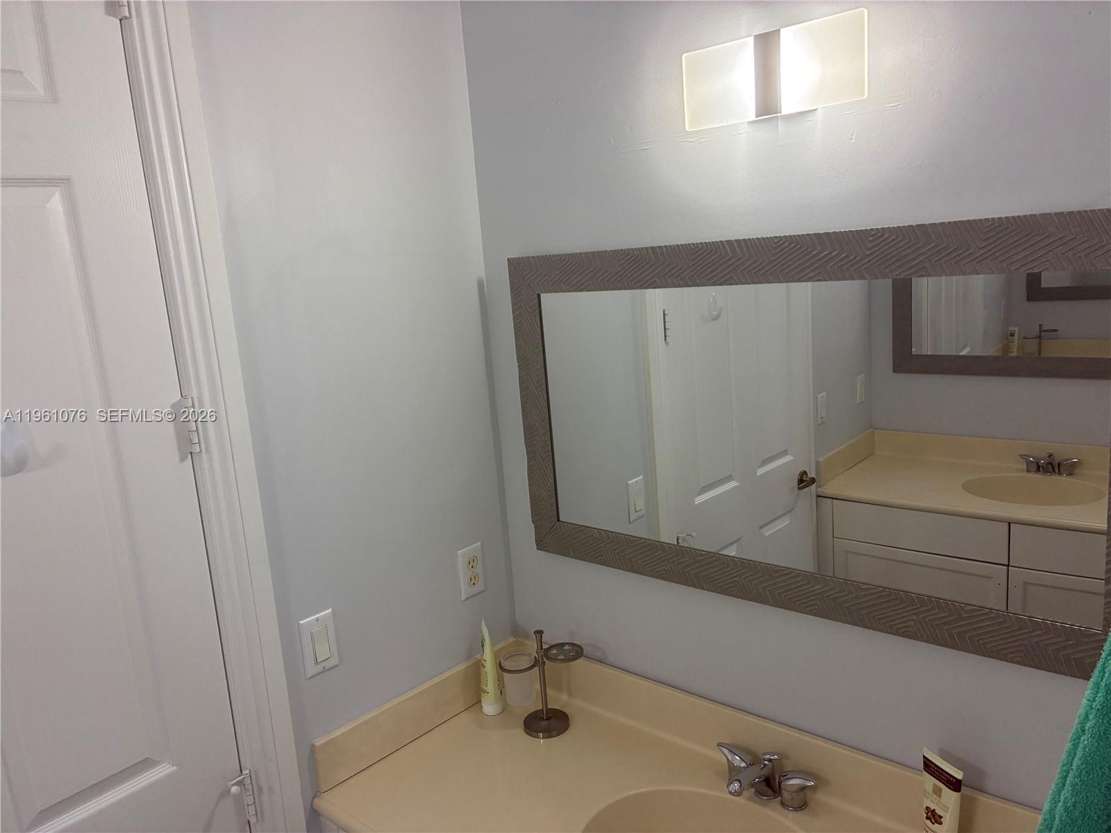 HERON BAY NORTHEAST - Residential