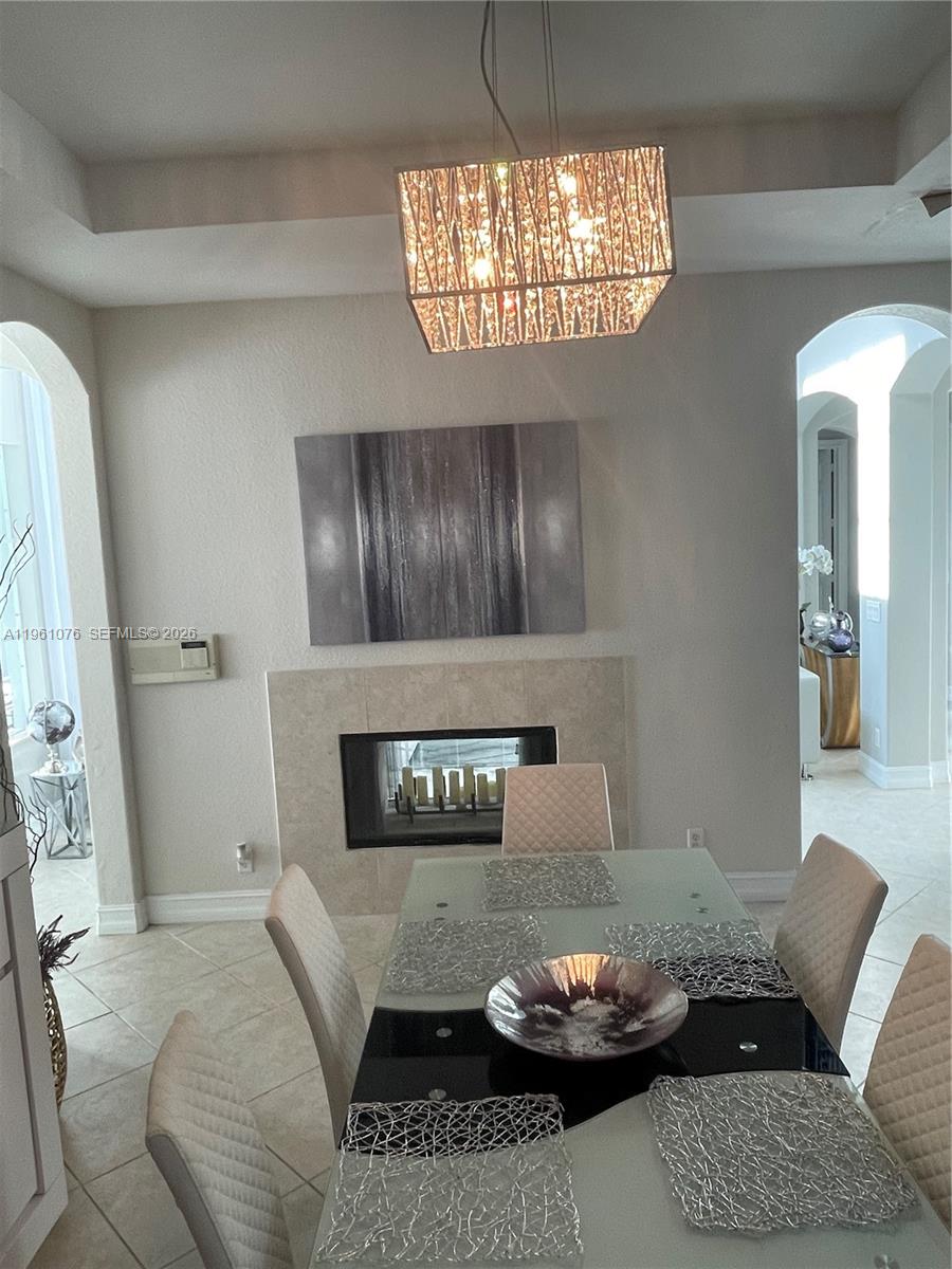 HERON BAY NORTHEAST - Residential