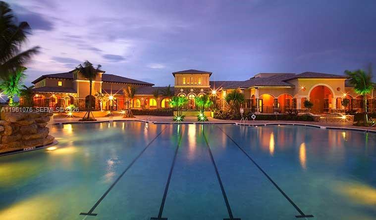 HERON BAY NORTHEAST - Residential