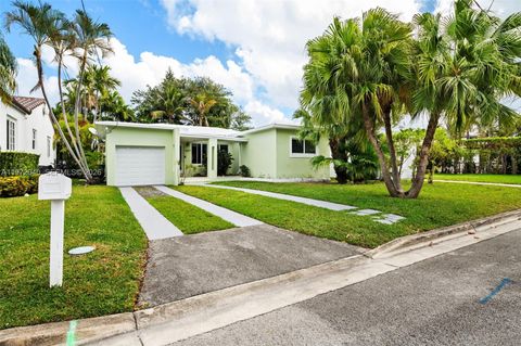 Tiny photo for 8819 Hawthorne Ave, Surfside, FL 33154 (MLS # A11972040)