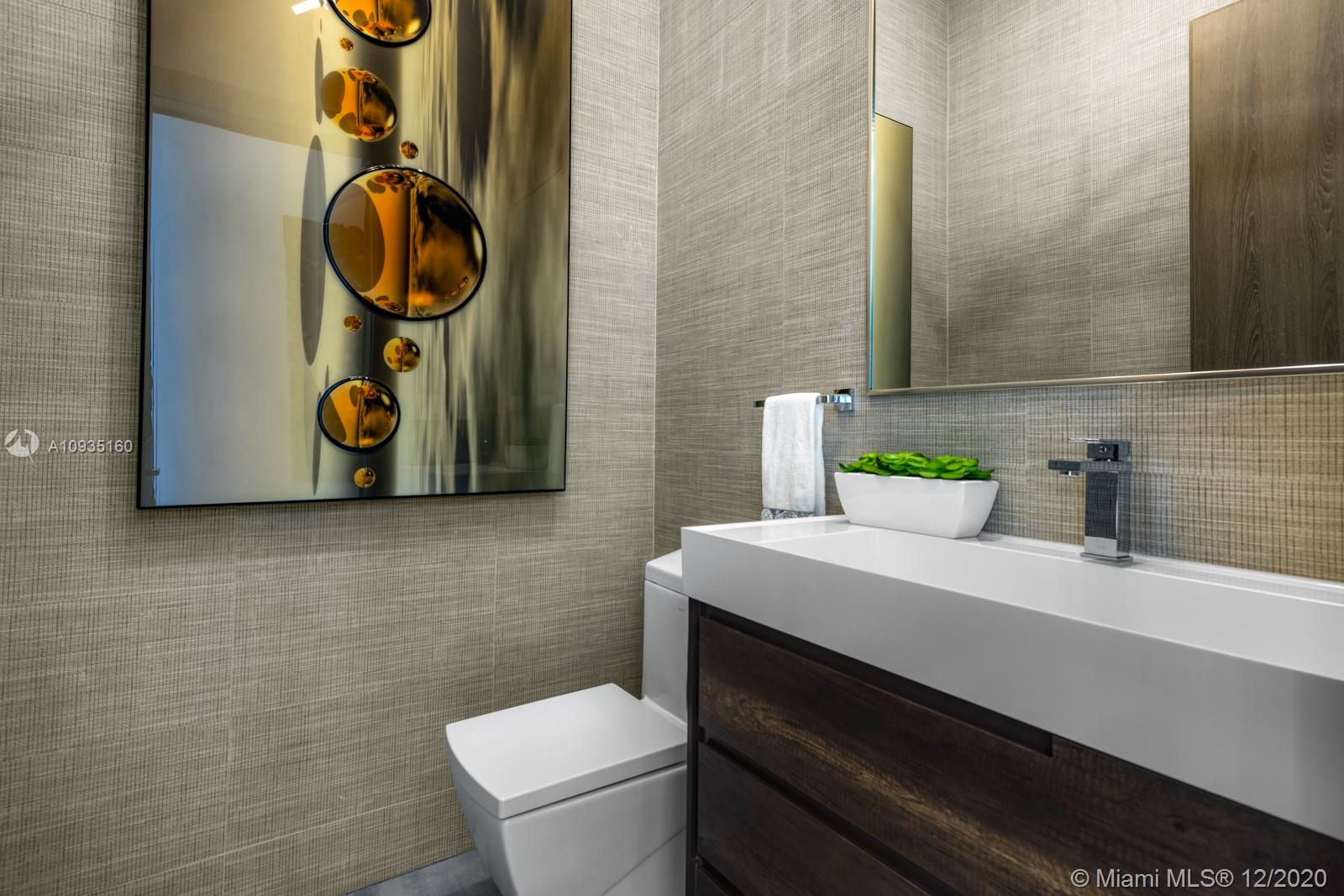 SEA ISLAND - Residential