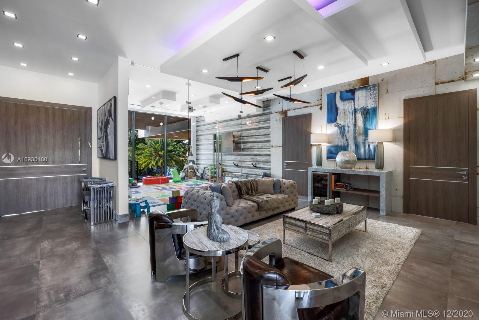 SEA ISLAND - Residential