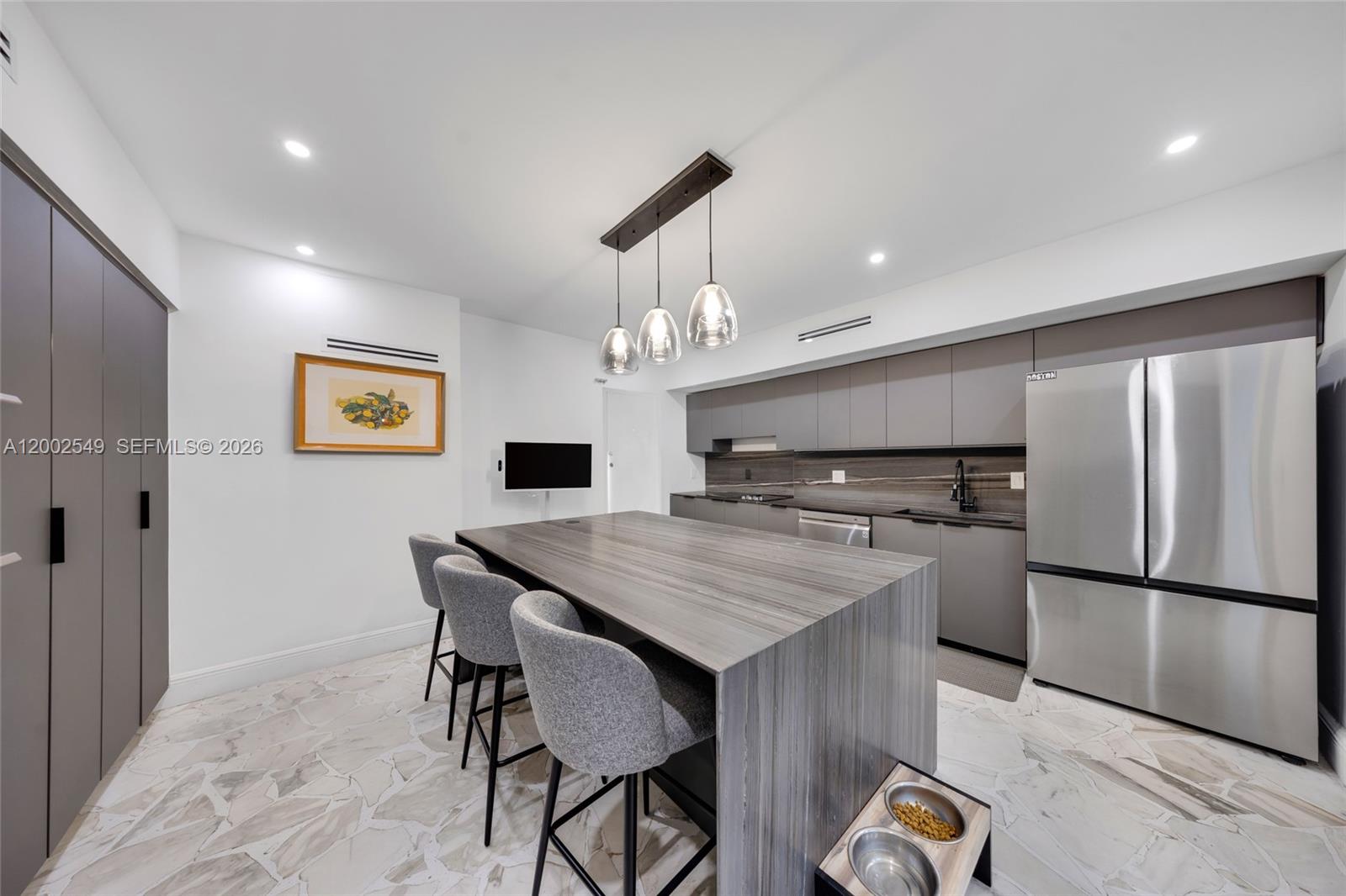 AMD PL BISCAYNE PINES - Residential