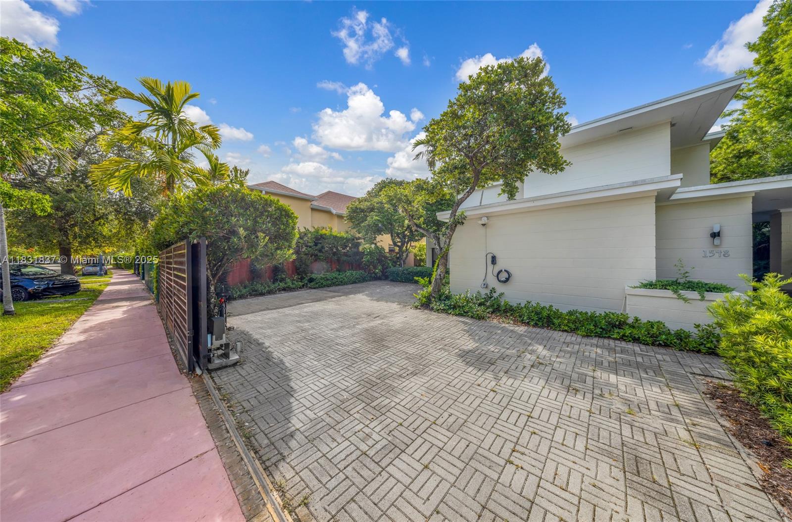 ISLE OF NORMANDY TROUVILL - Residential