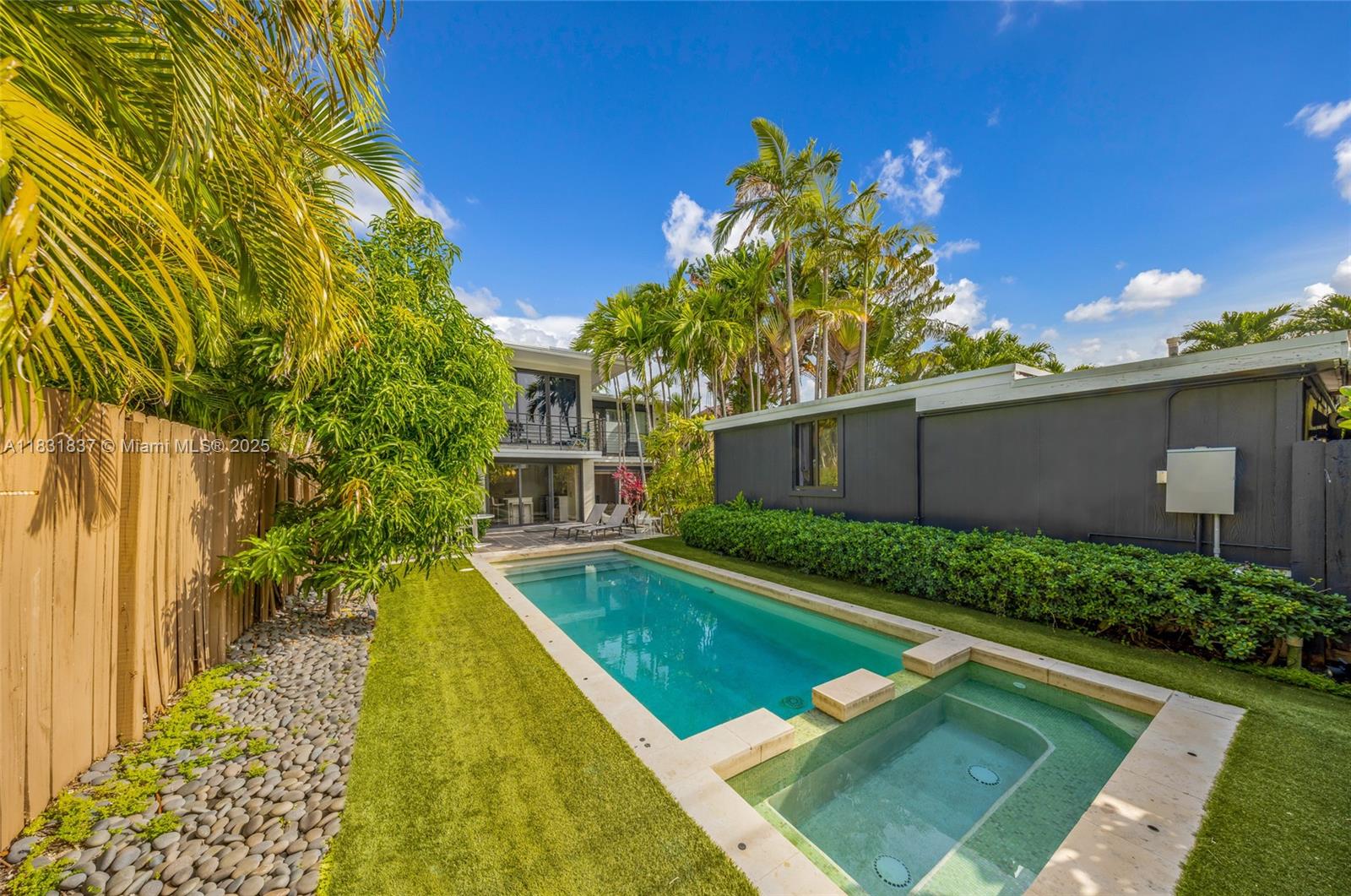 ISLE OF NORMANDY TROUVILL - Residential