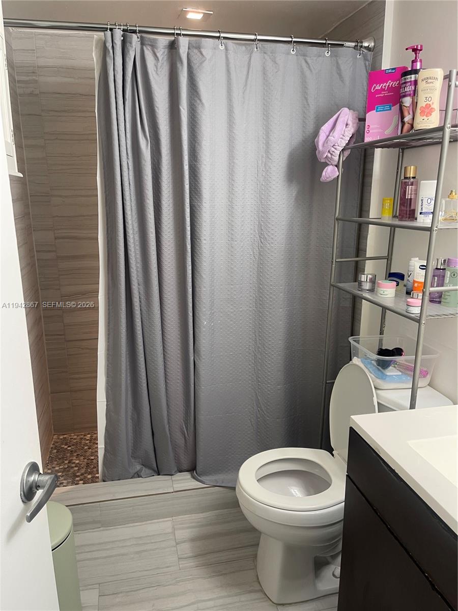 LEISURE BEACH CONDO - Residential