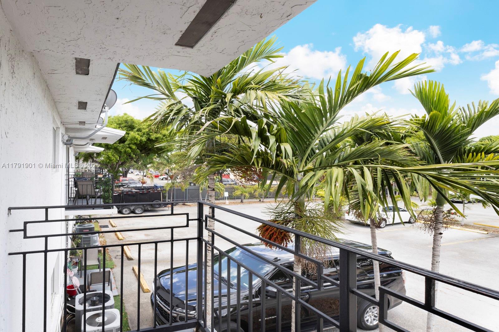 BRISTOL PARK II - Residential Lease