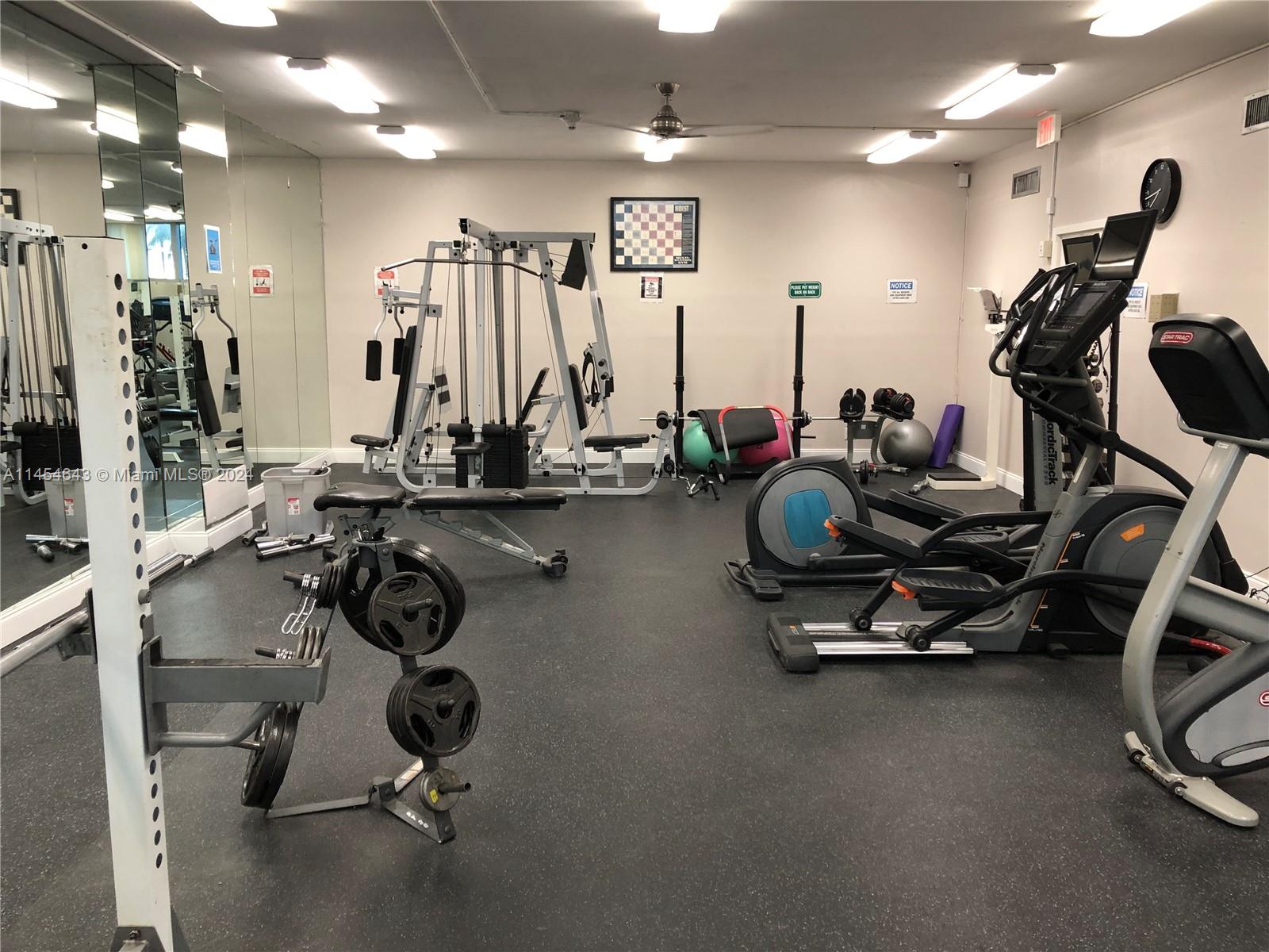 MIRASOL OCEAN TOWERS COND - Residential