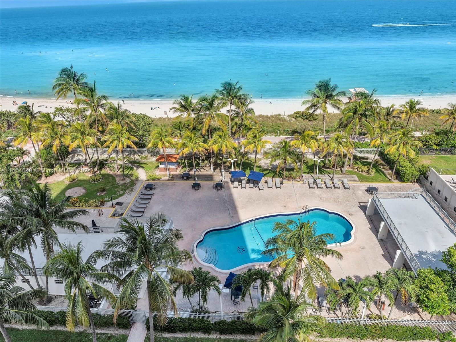 MIRASOL OCEAN TOWERS COND - Residential